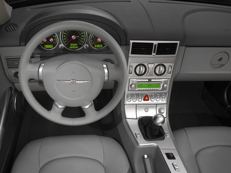  Chrysler Crossfire Coupe 2003 года  (фото 16 из 23)